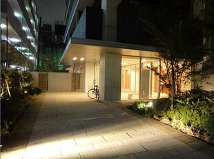 ガレリア東新宿の物件外観写真